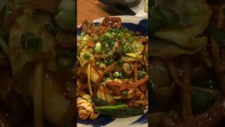 【沖縄居酒屋動画紹介】沖縄居酒屋激辛豚キムチ飯テロ #shorts #沖縄 #居酒屋 #飯テロ #豚キムチ