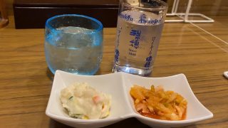【沖縄居酒屋動画紹介】沖縄に到着したら、大衆居酒屋の泡盛で優勝！ごーやちゃんぷる、しまらっきょの天ぷらを貪り食う動画　パート①