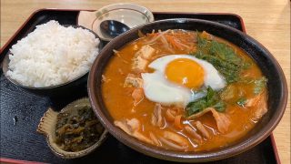 【沖縄居酒屋動画紹介】居酒屋の飯が安くてデカすぎた！デカ盛り激安、ピリ辛みそ汁ってなんだ？【沖縄観光/沖縄市】